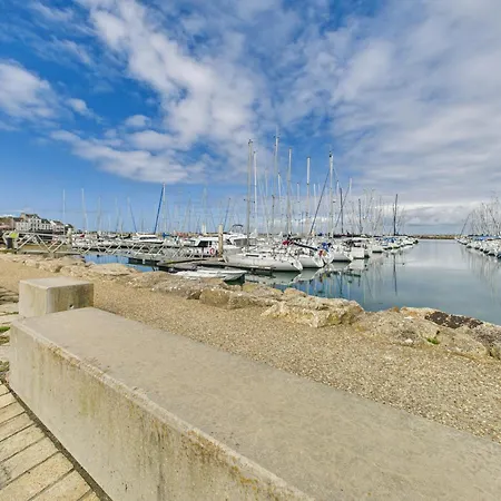 Le Port Et Les Plages A Pied Pour 6 Personnes *